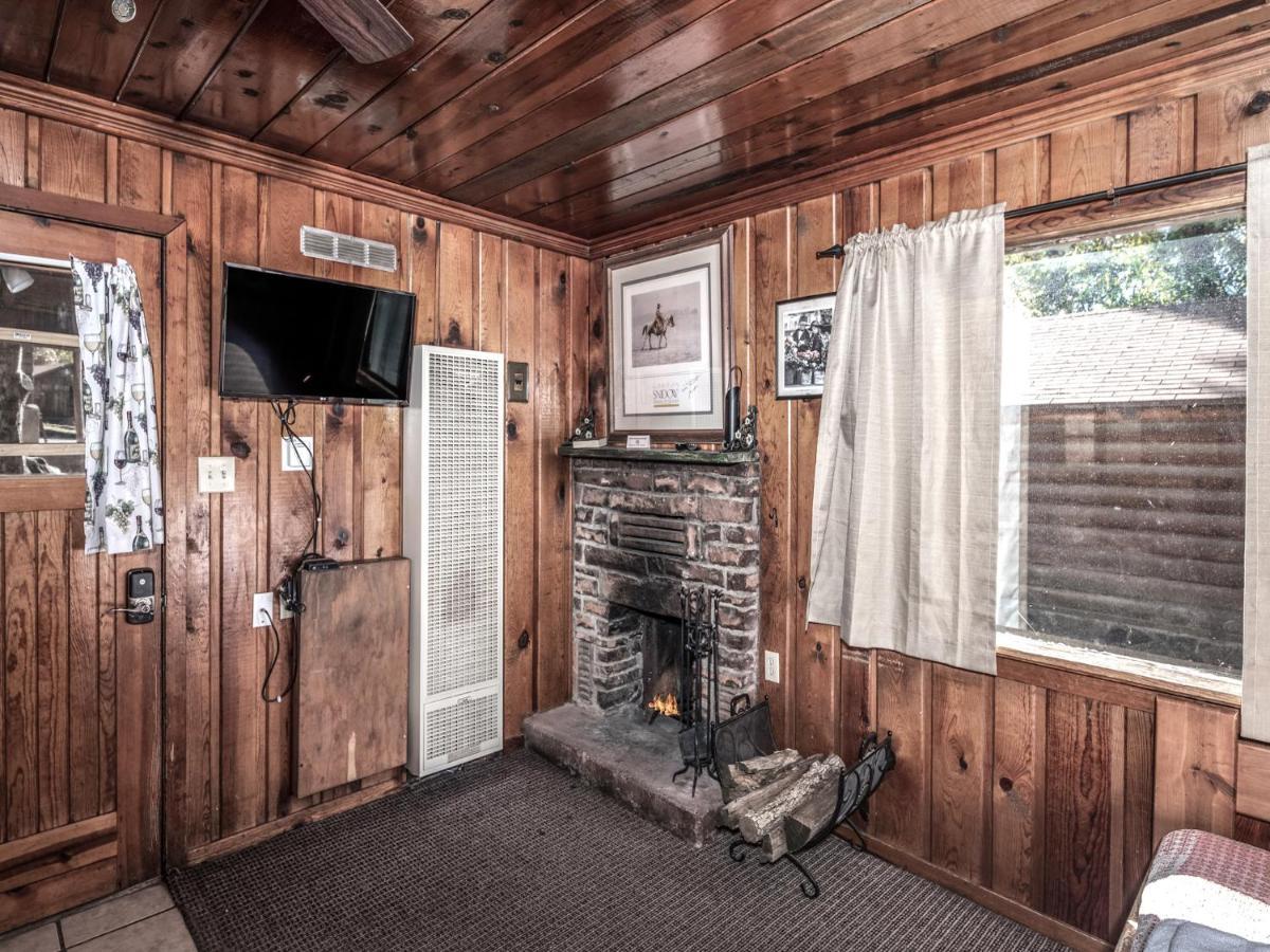 Perfect Cabin, 2 Bedrooms, Fireplace, Midtown, Sleeps 5 Ruidoso Eksteriør bilde