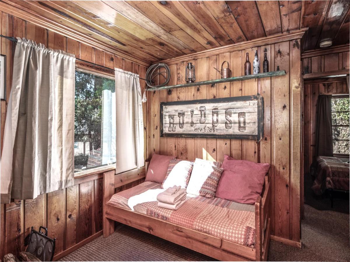 Perfect Cabin, 2 Bedrooms, Fireplace, Midtown, Sleeps 5 Ruidoso Eksteriør bilde